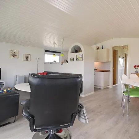 度假居 Three-bedroom With A Fireplace 03 Hejls